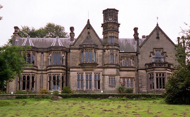 File:Burton Closes, Bakewell Geograph-3357014-by-Stephen-Richards.jpg