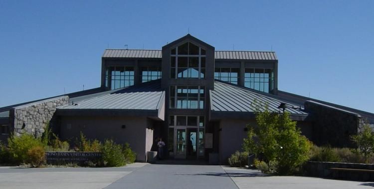 File:Mono Lake Visitors Center.jpg