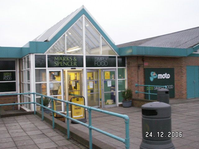 File:Tamworth Services.jpg