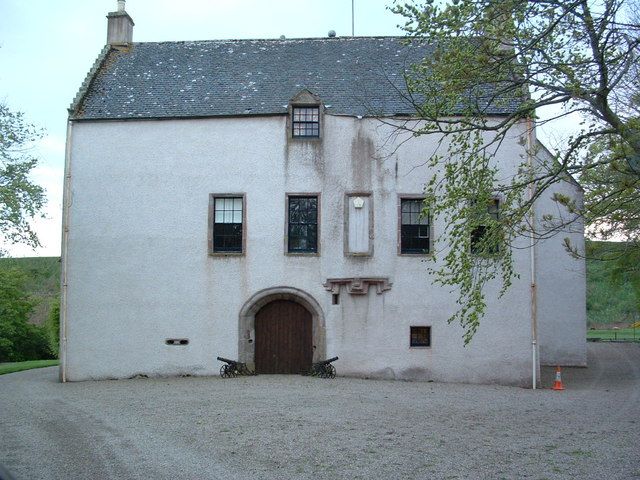 File:Castle of Allardice.jpg