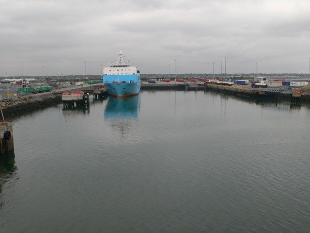 File:Dublin harbour - geograph.org.uk - 1551870.jpg