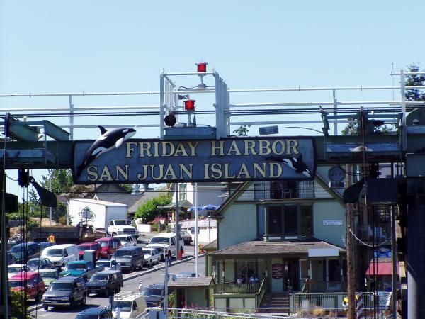 File:Friday harbor.jpg