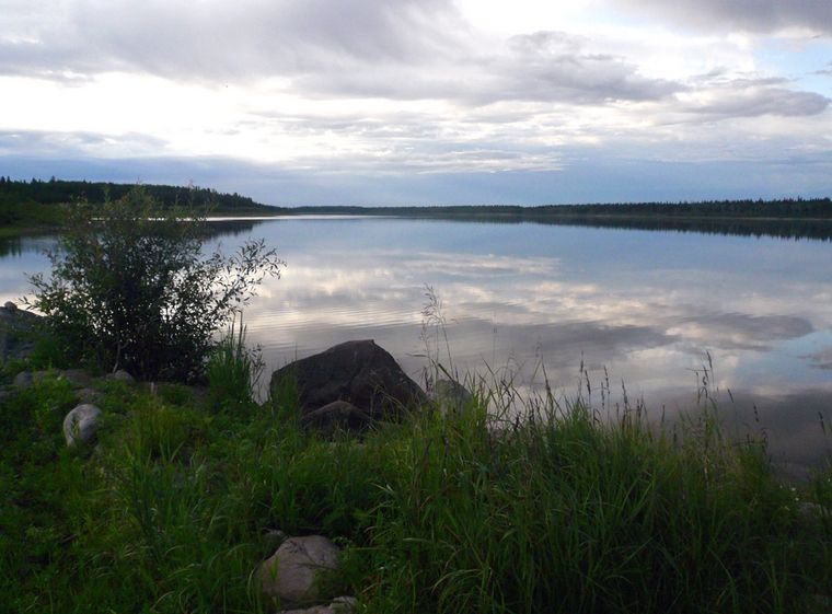 File:Jean Marie River Mackenzie River.jpg