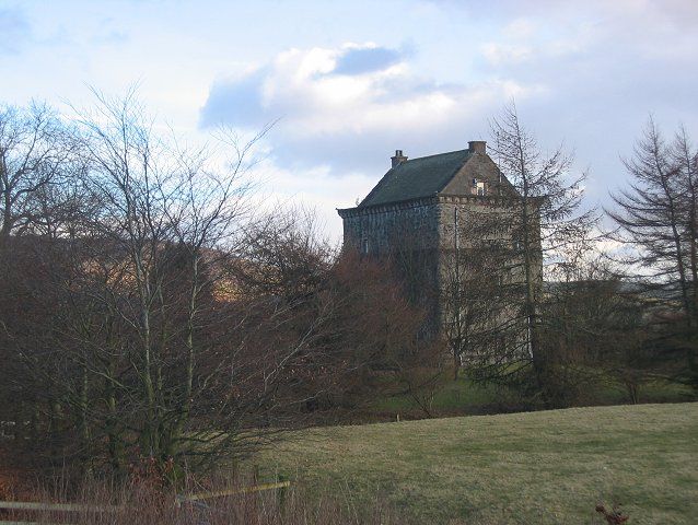 File:Lochhouse Tower.jpg