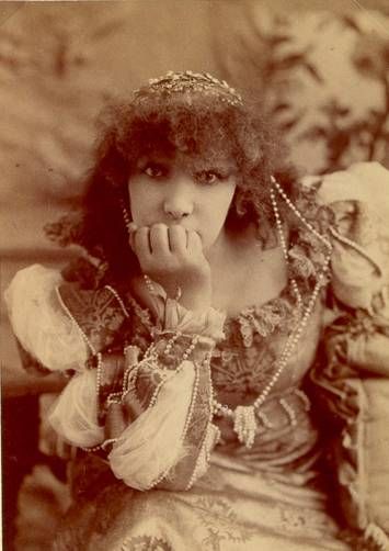 File:Sarony Napoleon - Sarah Bernhardt 1900.jpg