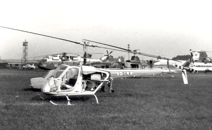 File:Silvercraft SH-4 at Paris Air Salon 1967.jpg