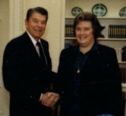 File:Theresa Anne Tull and Ronald Reagan.jpg