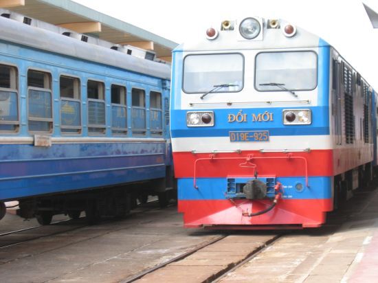 File:Vietnam train 01.jpg