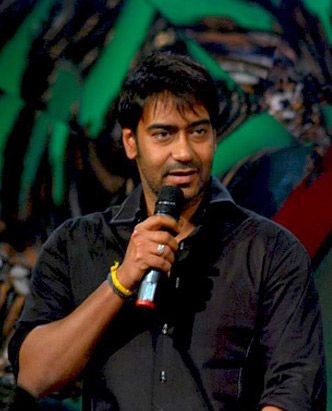 File:Ajay Devgn promoting All the Best.jpg