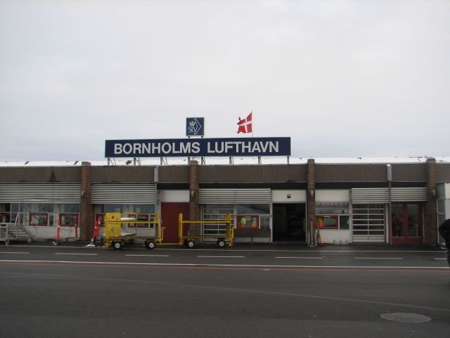 File:Bornholms Airport.jpg