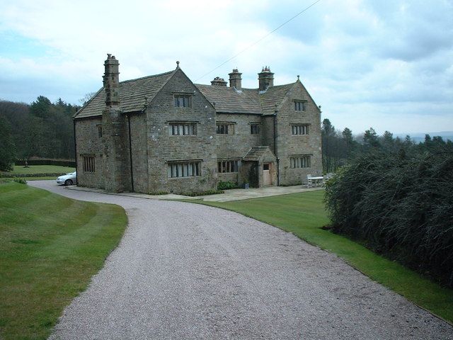 File:Huntingdon Hall - geograph.org.uk - 152155.jpg