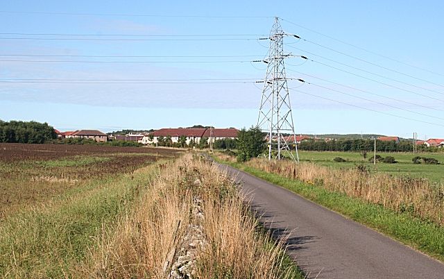 File:Linksfield - geograph.org.uk - 225839.jpg