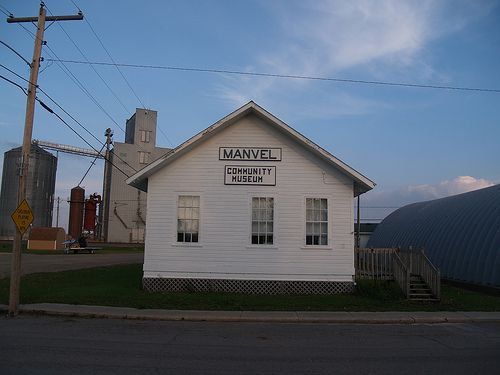 File:Manvel, North Dakota.jpg