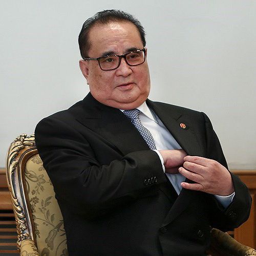 File:Ri Su-yong (2014).jpg