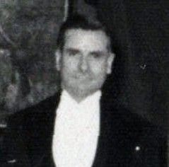 File:Roberto Aldunate León (cropped).jpg