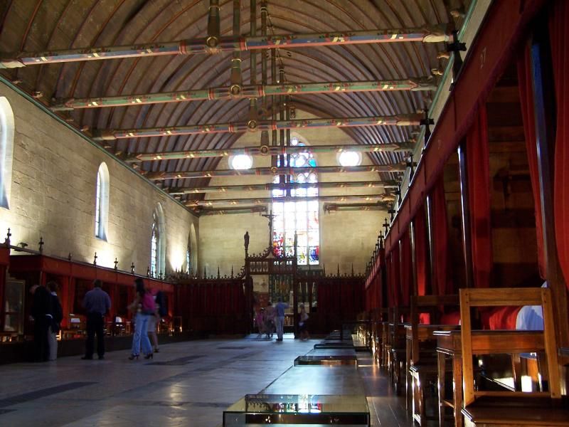 File:Salle de soin hospices de Beaune.jpg