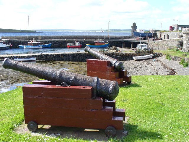 File:Shapinsay Harbour - geograph.org.uk - 485300.jpg