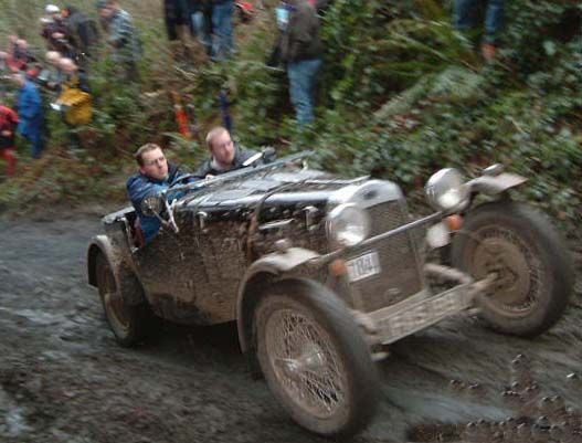 File:Simms Exeter 2004 1954 HRG Volvo.JPG