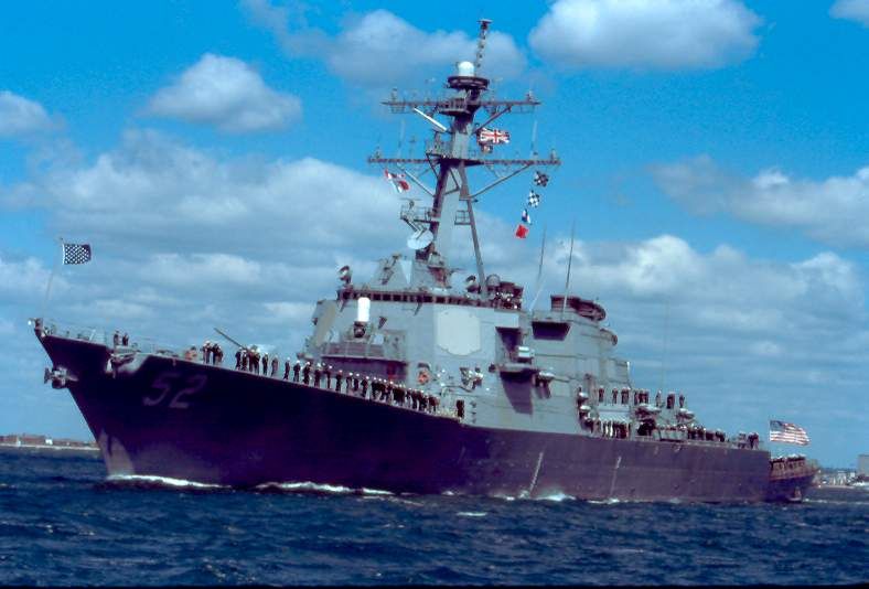 File:USS Barry DDG-52.jpg