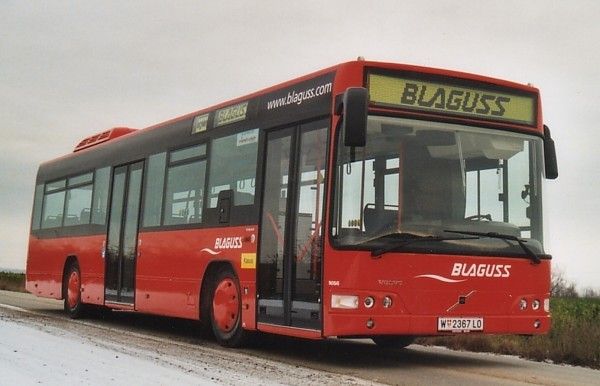 File:Volvo-7000.jpg