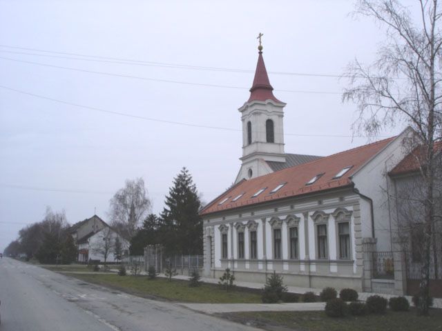 File:Đurđevo, Main street and the Uniate Church.jpg