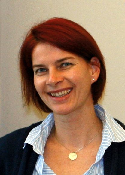 File:Anja-Kroll-Dez-2007.jpg