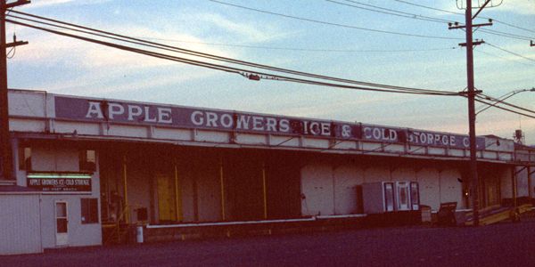 File:Cold storage beach st.jpg