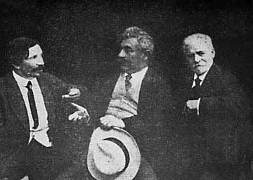 File:Dinezon, Peretz and Sholem Aleichem.jpg