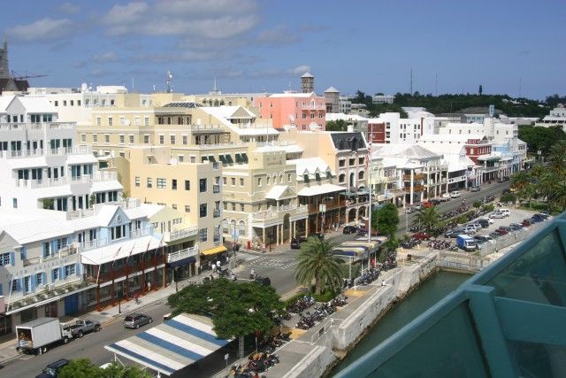 File:Front Street Hamilton Bermuda.jpg