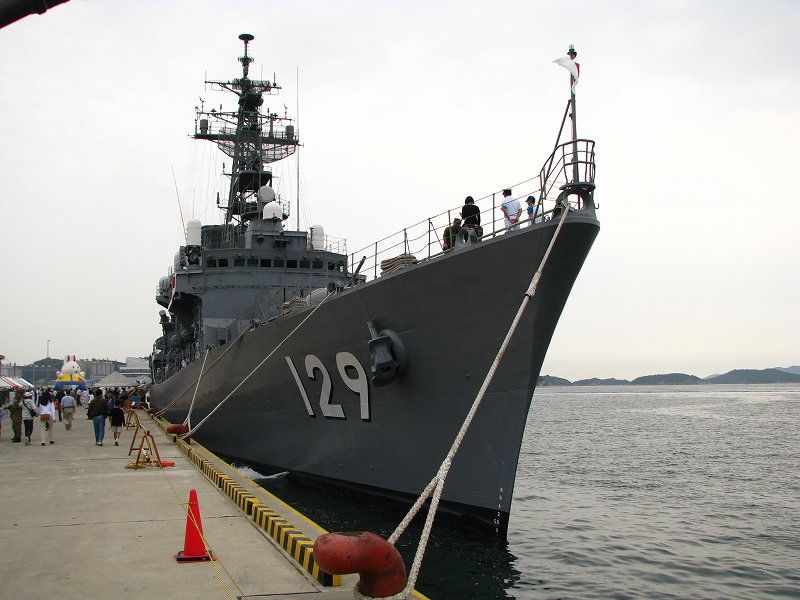 File:JMSDF DD-129 YAMAYUKI.jpg