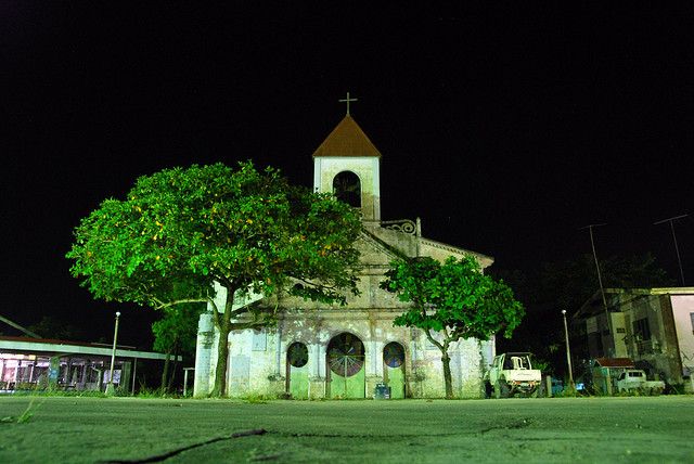 File:Moalboal church.jpg