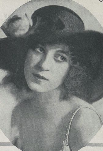 File:SybilCarmenhat1916.jpg