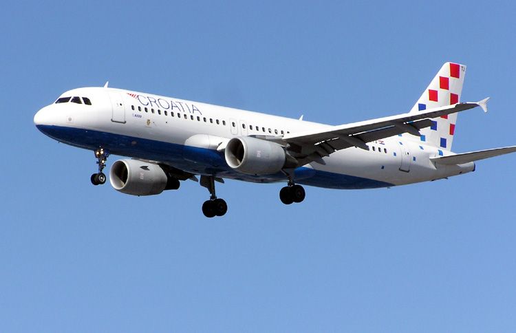 File:Croatia.a320.arp.750pix.jpg