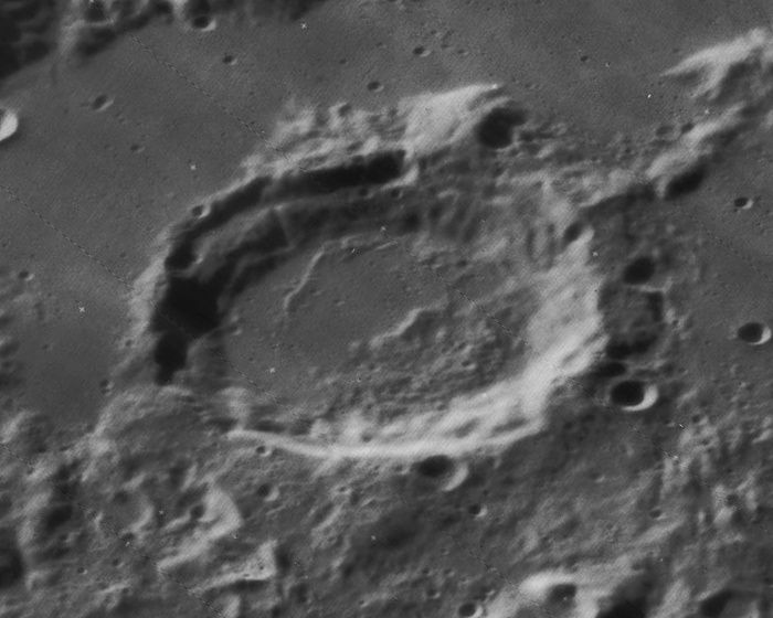 File:Endymion B crater 4165 h1.jpg