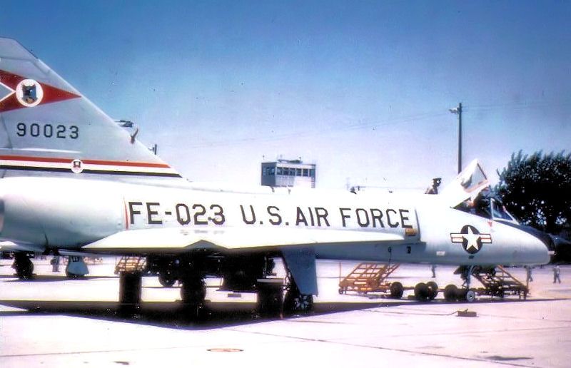 File:329th Fighter-Interceptor Squadron-F-106-59-0023.jpg