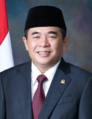 File:Ade Komarudin Official Portrait.jpg