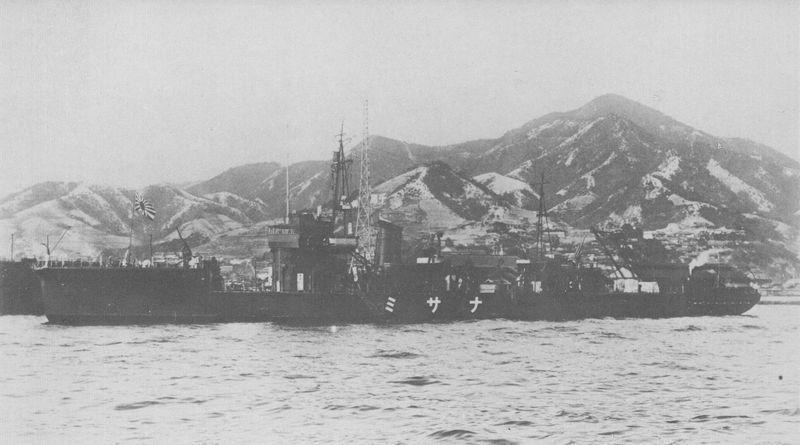 File:Japanese minelayer Nasami in 1934.jpg