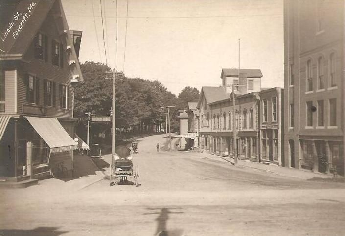 File:Lincoln Street, Foxcroft, ME.jpg