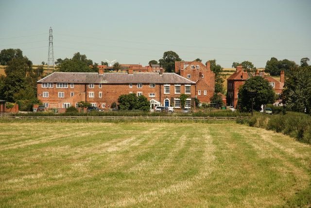 File:Maythorne - geograph.org.uk - 3057514.jpg