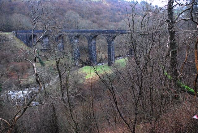 File:Pontsarn Viaduct - geograph.org.uk - 307522.jpg