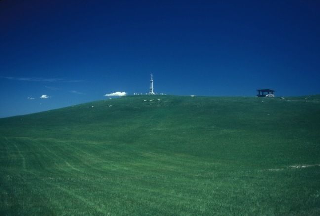 File:WHITE STONE HILL, DICKEY COUNTY, NORTH DAKOTA.jpg