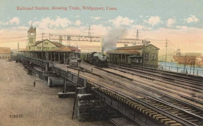 File:BridgeportRailroadStation1912postcard.jpg