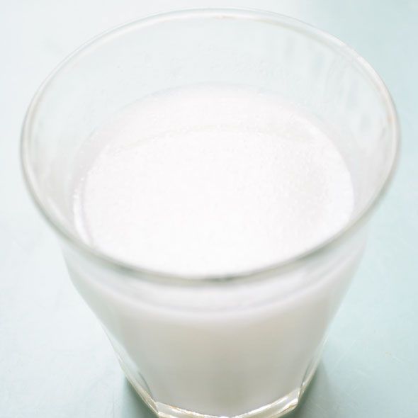 File:Coconut milk (16759671658).jpg