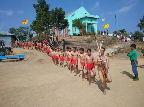 File:Dancers at a Ramtho Phanit festival.jpg