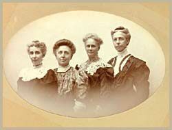 File:Gamma phi beta founders.jpg