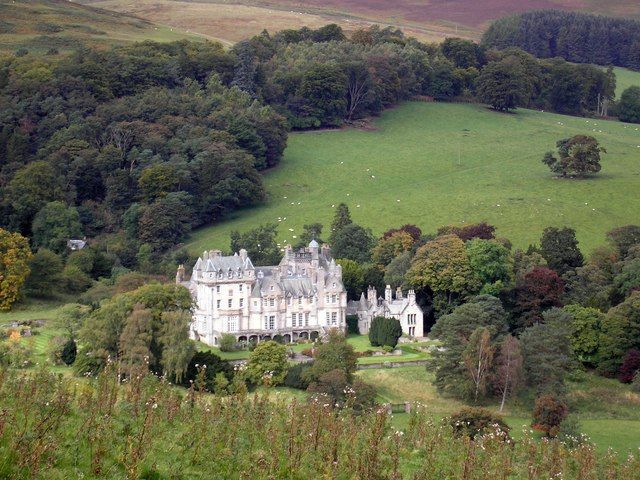 File:Glen House - geograph.org.uk - 749398.jpg