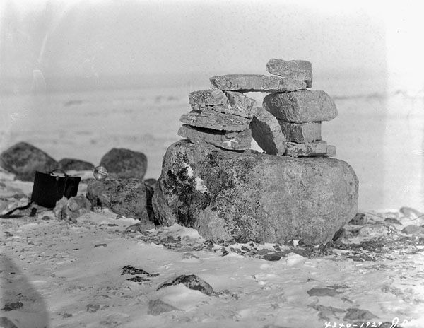 File:Inukshuk 1929.jpg