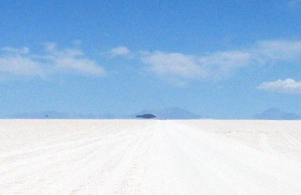 File:Isla de Pescado Bolivia Salar de UyuniCrop.jpg