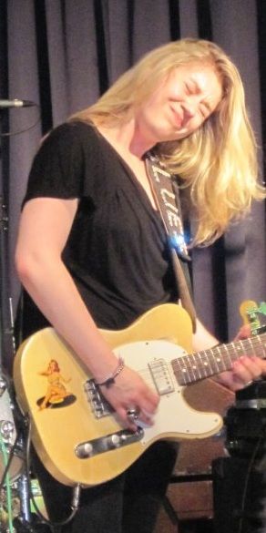 File:Joanne Shaw Taylor, Scarborough, 2010.jpg