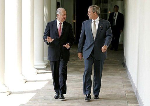 File:Ricardo lagos with bush.jpg